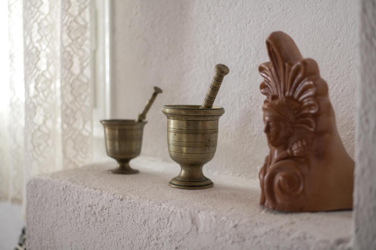 Neoclassical Manor House Poros Town エクステリア 写真